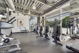 2576 Eastbourne Dr, Woodbridge, VA 22191 - Photo 48