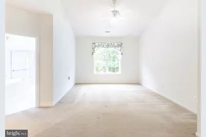 6868 Saddle Run Way, Gainesville, VA 20155 - Photo 20