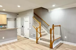2396 Brookmoor Ln, Woodbridge, VA 22191 - Photo 4