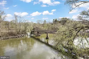 1575 Renate Dr, Woodbridge, VA 22192 - Photo 54