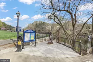 1575 Renate Dr, Woodbridge, VA 22192 - Photo 50