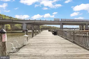 1575 Renate Dr, Woodbridge, VA 22192 - Photo 48