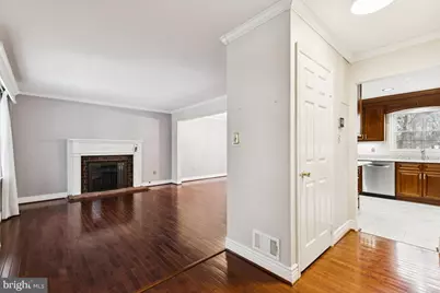 11977 William and Mary Circle, Woodbridge, VA 22192 - Photo 4