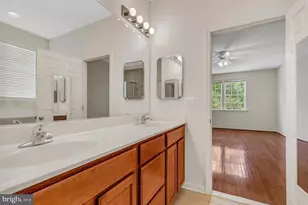 18776 Pier Trail Dr, Triangle, VA 22172 - Photo 14