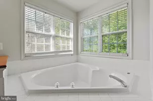 9404 Buckhall Farm Ct, Manassas, VA 20111 - Photo 18