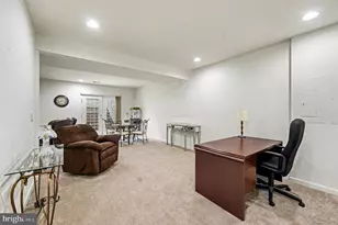 3320 McCorkle Ct, Triangle, VA 22172 - Photo 6