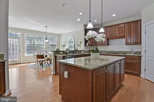 15333 Wits End Dr, Woodbridge, VA 22193 - Photo 16