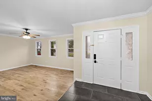 15978 Cove Ln, Dumfries, VA 22025 - Photo 4