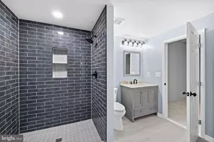 15978 Cove Ln, Dumfries, VA 22025 - Photo 58