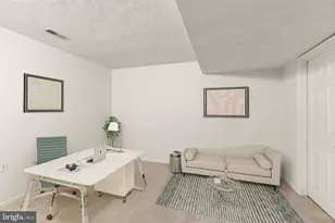 5710 Rhode Island Dr, Woodbridge, VA 22193 - Photo 24