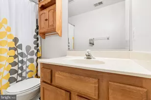 5710 Rhode Island Dr, Woodbridge, VA 22193 - Photo 18