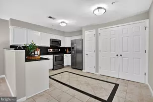 305 Overlook Dr, Occoquan, VA 22125 - Photo 2