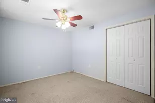 19007 Red Oak Ln, Triangle, VA 22172 - Photo 22