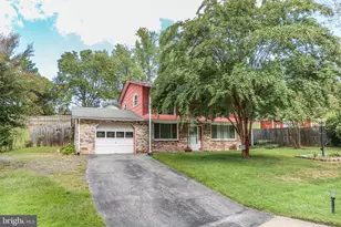 19007 Red Oak Ln, Triangle, VA 22172 - Photo 1