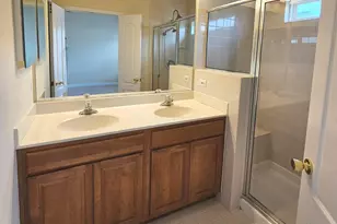 725 Chevington Ct, Woodbridge, VA 22191 - Photo 26