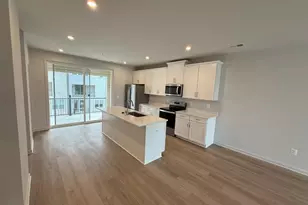 2506 Neabsco Common Pl, Woodbridge, VA 22191 - Photo 6