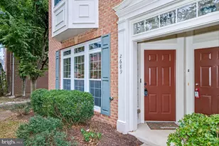 2689 Sheffield Hill Way, Woodbridge, VA 22191 - Photo 2