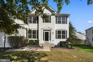 3312 Eagle Ridge Dr, Woodbridge, VA 22191 - Photo 2