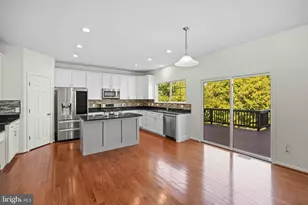 3312 Eagle Ridge Dr, Woodbridge, VA 22191 - Photo 14