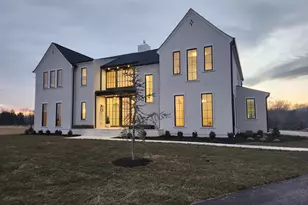 4410 Dogwood Tree Ct, Haymarket, VA 20169 - Photo 2