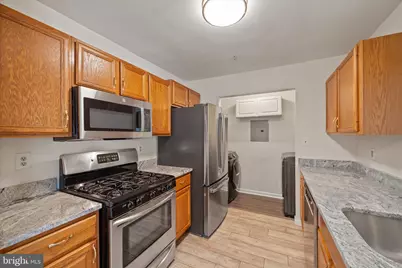 8083 Lacy Drive #101, Manassas, VA 20109 - Photo 2