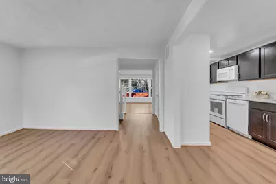 13115 Vineyard Way, Woodbridge, VA 22191 - Photo 4