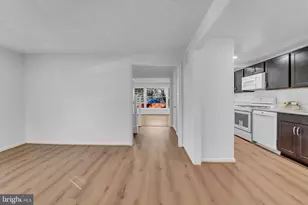 13115 Vineyard Way, Woodbridge, VA 22191 - Photo 4