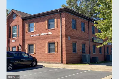 10535 Crestwood Drive #201, Manassas, VA 20109 - Photo 2