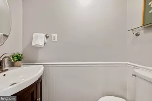 2549 Fox Ridge Ct, Woodbridge, VA 22192 - Photo 12