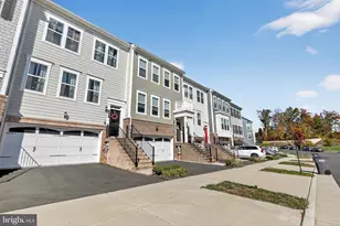 17292 Turnstone Dr, Dumfries, VA 22026 - Photo 2