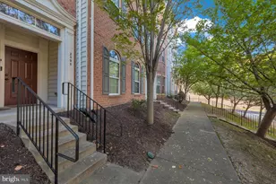 2595 Eastbourne Dr, Woodbridge, VA 22191 - Photo 2