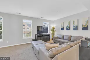 2595 Eastbourne Dr, Woodbridge, VA 22191 - Photo 8