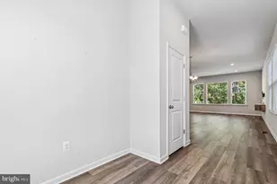 17815 Woods Overlook Dr, Dumfries, VA 22026 - Photo 4