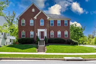 13724 Hastenbeck Dr, Gainesville, VA 20155 - Photo 2