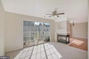 11761 Tolson Pl, Woodbridge, VA 22192 - Photo 6