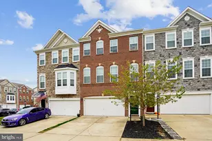 6804 Bryson Cir, Haymarket, VA 20169 - Photo 2