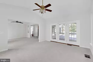 8566 Brickshire Ln, Manassas, VA 20112 - Photo 10