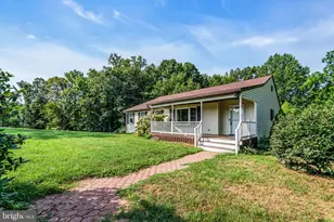 10696 Moore Dr, Manassas, VA 20111 - Photo 2