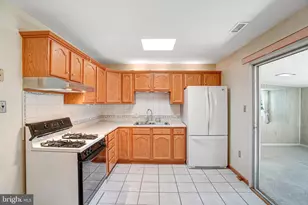 3723 Fairfield Ln, Woodbridge, VA 22193 - Photo 2