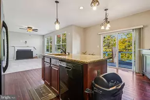 3318 Eagle Ridge Dr, Woodbridge, VA 22191 - Photo 14