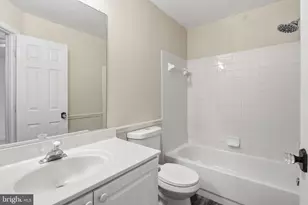 15663 Viewpoint Cir, Dumfries, VA 22025 - Photo 20