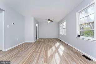 12346 Woodlawn Ct, Woodbridge, VA 22192 - Photo 6