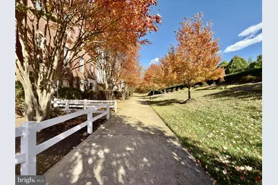 4110 Potomac Highlands Circle #5, Triangle, VA 22172 - Photo 2
