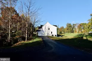 8028 Pinnacle Ridge Dr, Manassas, VA 20112 - Photo 10