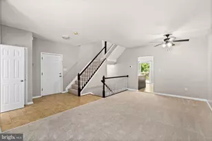 15719 Lansdale Pl, Dumfries, VA 22025 - Photo 14