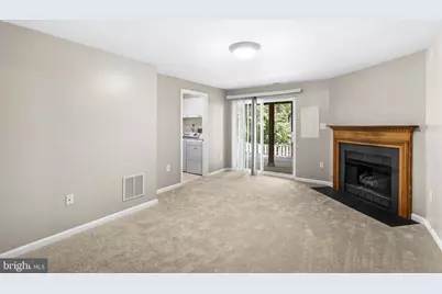 15719 Lansdale Place, Dumfries, VA 22025 - Photo 40