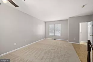 15719 Lansdale Pl, Dumfries, VA 22025 - Photo 12