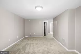 15719 Lansdale Pl, Dumfries, VA 22025 - Photo 44