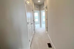 15139 Jaxton Sq Ln, Haymarket, VA 20169 - Photo 14