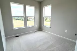 15139 Jaxton Sq Ln, Haymarket, VA 20169 - Photo 16